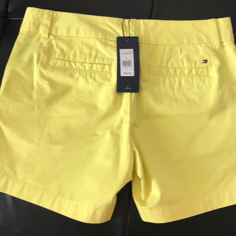 Beautiful yellow - Picture 2 of 3